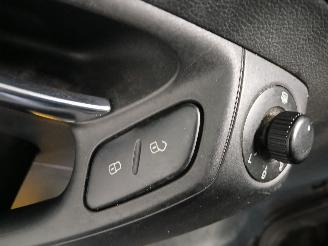 Volkswagen Polo Polo V (6R) Hatchback 1.2 12V BlueMotion Technology (CGPA(Euro 5)) [51=
kW]  (06-2009/05-2014) picture 16