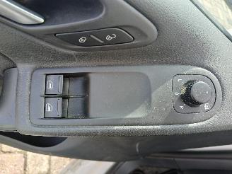Volkswagen Golf Golf VI (5K1) Hatchback 1.4 TSI 122 16V (CAXA(Euro 5)) [90kW]  (10-200=
8/11-2012) picture 13
