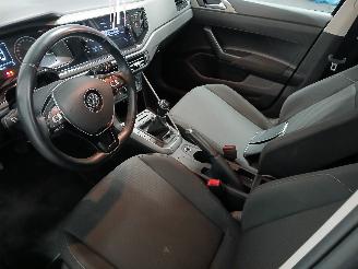 Volkswagen Polo Polo VI (AW1) Hatchback 5-drs 1.0 TSI 12V (CHZL) [70kW]  (06-2017/...)= picture 13