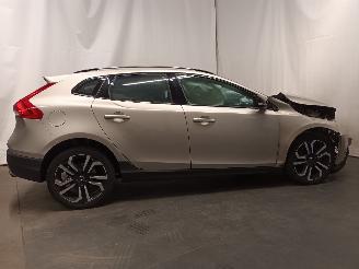 Volvo V-40 V40 Cross Country (MZ) Hatchback 5-drs 1.5 T3 16V Geartronic (B4154T4(=
Euro 6b)) [112kW]  (04-2015/08-2019) picture 7