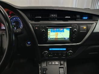 Toyota Auris Auris Touring Sports (E18) Combi 1.8 16V Hybrid (2ZRFXE) [100kW]  (07-=
2013/12-2018) picture 19