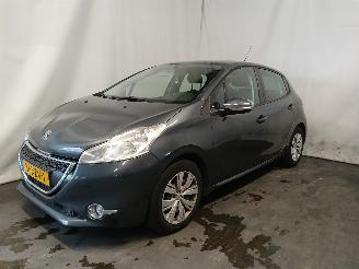 Peugeot 208 208 I (CA/CC/CK/CL) Hatchback 1.2 Vti 12V PureTech 82 (EB2F(HMZ)) [60k=
W]  (03-2012/12-2019) picture 3