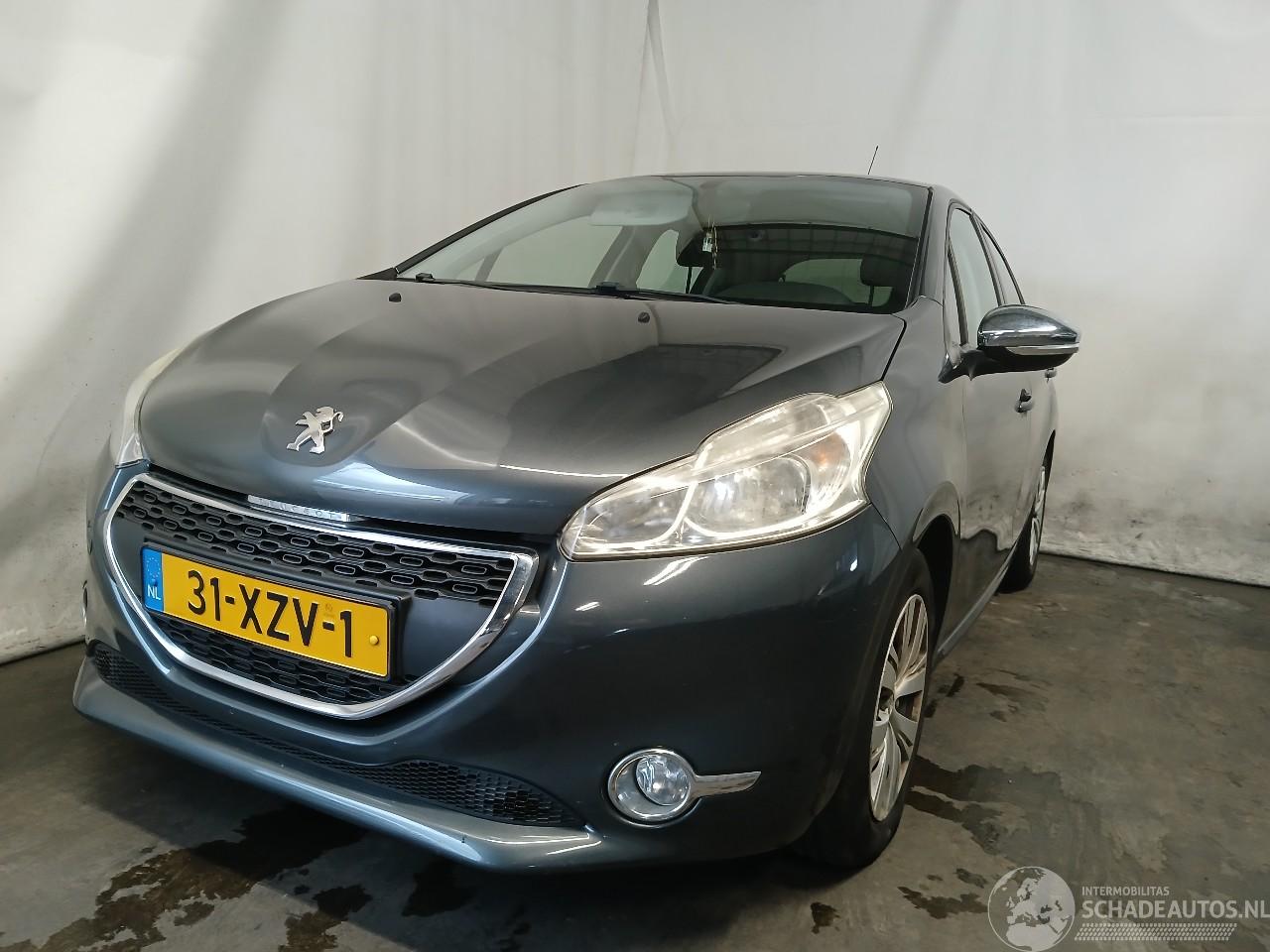 Peugeot 208 208 I (CA/CC/CK/CL) Hatchback 1.2 Vti 12V PureTech 82 (EB2F(HMZ)) [60k=
W]  (03-2012/12-2019)