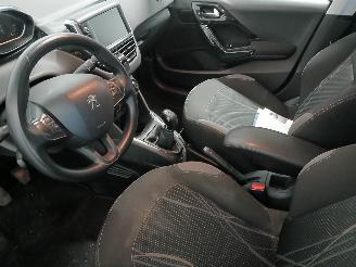 Peugeot 208 208 I (CA/CC/CK/CL) Hatchback 1.2 Vti 12V PureTech 82 (EB2F(HMZ)) [60k=
W]  (03-2012/12-2019) picture 13
