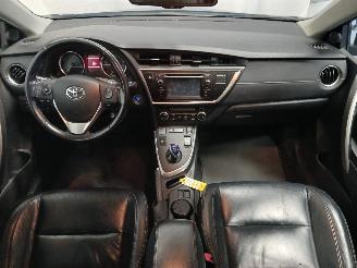 Toyota Auris Auris Touring Sports (E18) Combi 1.8 16V Hybrid (2ZRFXE) [100kW]  (07-=
2013/12-2018) picture 12
