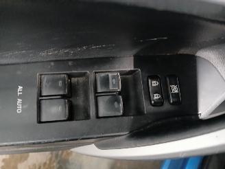 Toyota Auris Auris Touring Sports (E18) Combi 1.8 16V Hybrid (2ZRFXE) [100kW]  (07-=
2013/12-2018) picture 15