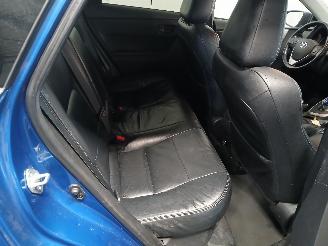 Toyota Auris Auris Touring Sports (E18) Combi 1.8 16V Hybrid (2ZRFXE) [100kW]  (07-=
2013/12-2018) picture 10