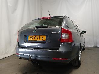 Skoda Octavia Octavia Combi (1Z5) Combi 5-drs 1.2 TSI (CBZB) [77kW]  (02-2010/04-201=
3) picture 6