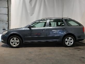 Skoda Octavia Octavia Combi (1Z5) Combi 5-drs 1.2 TSI (CBZB) [77kW]  (02-2010/04-201=
3) picture 5