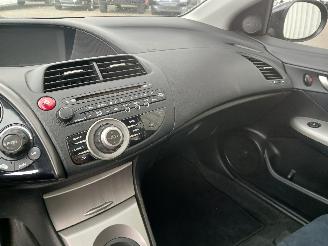 Honda Civic Civic (FK/FN) Hatchback 2.2 i-CTDi 16V (N22A2) [103kW]  (09-2005/01-20=
12) picture 16