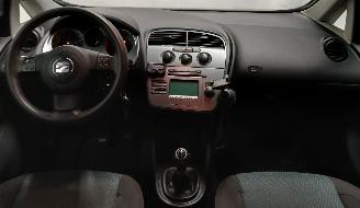 Seat Altea Altea XL (5P5) MPV 1.4 TSI 16V (CAXC) [92kW]  (11-2007/07-2015) picture 11