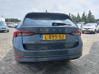 Skoda Octavia Octavia Combi (NXAC) Combi 5-drs iV 1.4 TSI RS 16V (DGEA) [180kW]  (06=
-2020/...) picture 40