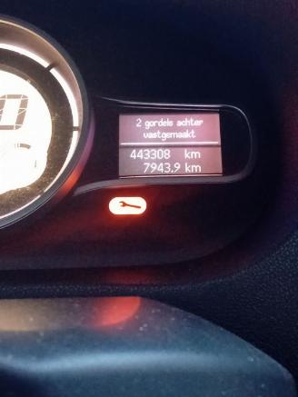 Renault Mégane Megane III Berline (BZ) Hatchback 5-drs 1.5 dCi 90 (K9K-834(K9K-H8)) [=
66kW]  (11-2008/02-2016) picture 2