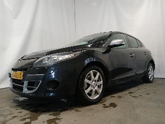 Renault Mégane Megane III Berline (BZ) Hatchback 5-drs 1.5 dCi 110 (K9K-636(K9K-A6)) =
[81kW]  (02-2009/02-2016) picture 3