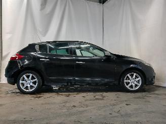 Renault Mégane Megane III Berline (BZ) Hatchback 5-drs 1.5 dCi 110 (K9K-636(K9K-A6)) =
[81kW]  (02-2009/02-2016) picture 7