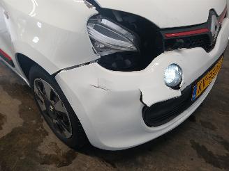 Renault Twingo Twingo III (AH) Hatchback 5-drs 1.0 SCe 70 12V (H4D-400(H4D-A4)) [52kW=
]  (09-2014/...) picture 26