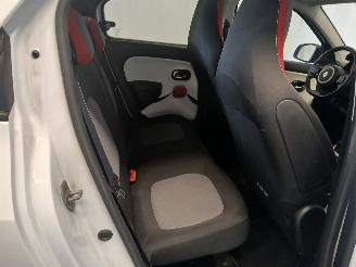 Renault Twingo Twingo III (AH) Hatchback 5-drs 1.0 SCe 70 12V (H4D-400(H4D-A4)) [52kW=
]  (09-2014/...) picture 10