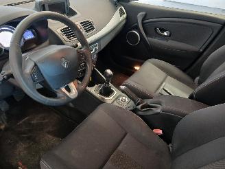 Renault Mégane Megane III Grandtour (KZ) Combi 5-drs 1.4 16V TCe 130 (H4J-700(H4J-A7)=
) [96kW]  (05-2009/02-2016) picture 13