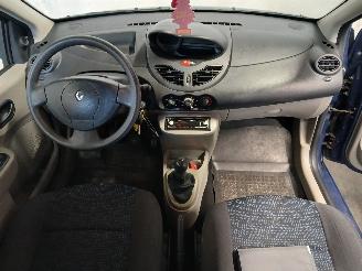 Renault Twingo Twingo II (CN) Hatchback 3-drs 1.2 (D7F-800(Euro 4)) [43kW]  (03-2007/=
09-2014) picture 12
