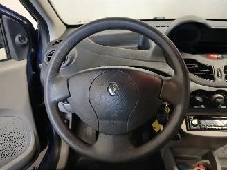 Renault Twingo Twingo II (CN) Hatchback 3-drs 1.2 (D7F-800(Euro 4)) [43kW]  (03-2007/=
09-2014) picture 19