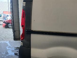 Renault Trafic Trafic New (FL) Van 2.0 dCi 16V 90 (M9R-780) [66kW]  (08-2006/06-2014)= picture 23