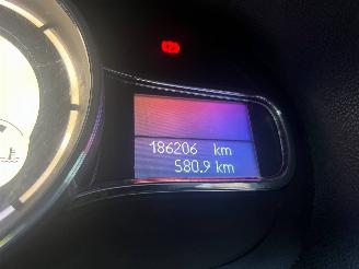 Renault Mégane Megane III Grandtour (KZ) Combi 5-drs 1.2 16V TCE 115 (H5F-400(H5F-A4)=
) [85kW]  (03-2012/02-2016) picture 2