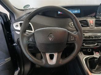 Renault Scenic Grand Scénic III (JZ) MPV 1.4 16V TCe 130 (H4J-700(H4J-A7)) [96kW]  =
(02-2009/12-2016) picture 19