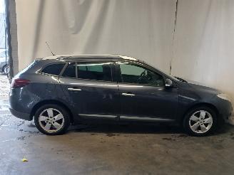 Renault Mégane Megane III Grandtour (KZ) Combi 5-drs 1.4 16V TCe 130 (H4J-700(H4J-A7)=
) [96kW]  (05-2009/02-2016) picture 7