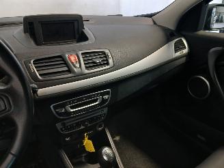 Renault Mégane Megane III Grandtour (KZ) Combi 5-drs 1.4 16V TCe 130 (H4J-700(H4J-A7)=
) [96kW]  (05-2009/02-2016) picture 15