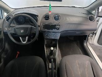 Seat Ibiza Ibiza IV (6J5) Hatchback 5-drs 1.2 TDI Ecomotive (CFWA) [55kW]  (06-20=
10/05-2015) picture 10