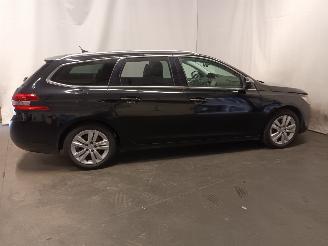 Peugeot 308 308 SW (L4/L9/LC/LJ/LR) Combi 5-drs 1.2 12V e-THP PureTech 130 (EB2DTS=
(HNY)) [96kW]  (03-2014/12-2021) picture 9