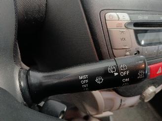 Peugeot 107 107 Hatchback 1.0 12V (384F(1KR)) [50kW]  (06-2005/05-2014) picture 12