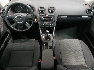 Audi A3 A3 Sportback (8PA) Hatchback 5-drs 1.6 (BGU) [75kW]  (09-2004/03-2013)= picture 11