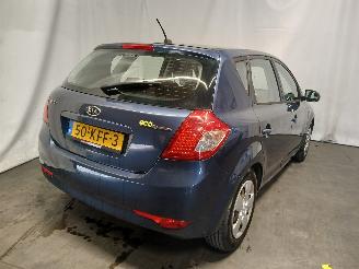 Kia Cee d Cee'd (EDB5) Hatchback 5-drs 1.4 CVVT 16V (G4FA) [66kW]  (08-2009/12-2=
012) picture 6