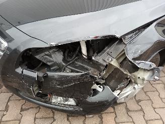 Opel Insignia Insignia Sports Tourer Combi 1.4 Turbo 16V Ecotec (A14NET(Euro 5)) [10=
3kW]  (04-2011/03-2017) picture 18