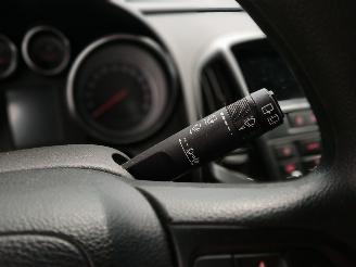 Opel Astra Astra J Sports Tourer (PD8/PE8/PF8) Combi 1.4 16V ecoFLEX (A14XER(Euro=
 5)) [74kW]  (10-2010/10-2015) picture 19