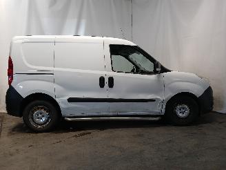 Opel Combo Combo Van 1.3 CDTI 16V (330.A.1000) [70kW]  (03-2016/12-2018) picture 7