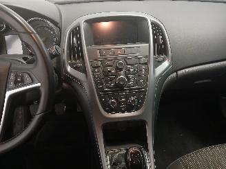 Opel Astra Astra J Sports Tourer (PD8/PE8/PF8) Combi 1.7 CDTi 16V (A17DTE(Euro 5)=
) [81kW]  (10-2010/10-2015) picture 16