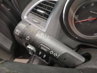 Opel Astra Astra J Sports Tourer (PD8/PE8/PF8) Combi 1.7 CDTi 16V (A17DTE(Euro 5)=
) [81kW]  (10-2010/10-2015) picture 13