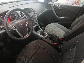 Opel Astra Astra J Sports Tourer (PD8/PE8/PF8) Combi 1.7 CDTi 16V (A17DTE(Euro 5)=
) [81kW]  (10-2010/10-2015) picture 11