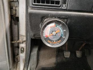 Opel Kadett Kadett E (33/34/43/44) Hatchback 1.3 S,LS,GL,GLS,GT (13S) [55kW]  (09-=
1984/08-1987) picture 12
