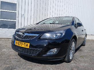 uszkodzony samochody osobowe Opel Astra Astra J (PC6/PD6/PE6/PF6) Hatchback 5-drs 1.6 Turbo 16V (A16LET(Euro 5=
)) [132kW]  (12-2009/10-2015) 2011/5
