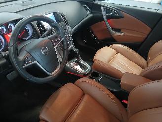 Opel Astra Astra J Sports Tourer (PD8/PE8/PF8) Combi 1.6 Turbo 16V (A16LET(Euro 5=
)) [132kW]  (10-2010/10-2015) picture 13