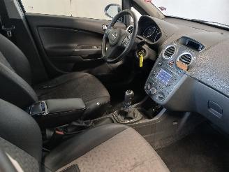 Opel Corsa Corsa D Hatchback 1.3 CDTi 16V ecoFLEX (A13DTE(Euro 5)) [70kW]  (06-20=
10/08-2014) picture 9