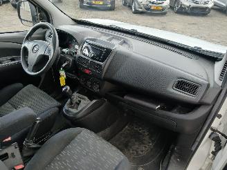 Opel Combo Combo Van 1.3 CDTI 16V (330.A.1000) [70kW]  (03-2016/12-2018) picture 7
