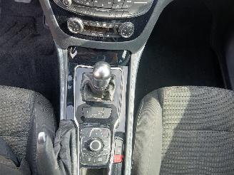 Peugeot 508 508 SW (8E/8U) Combi 1.6 HDiF 16V (DV6C(9HL)) [84kW]  (02-2012/12-2018=
) picture 22
