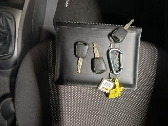 Kia Rio Rio II (DE) Hatchback 1.4 16V (G4EE) [71kW]  (03-2005/12-2011) picture 21