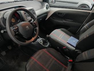 Peugeot 108 108 Hatchback 1.0 12V (1KRFE(CFB)) [51kW]  (05-2014/...) picture 14