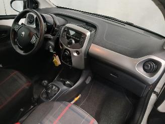 Peugeot 108 108 Hatchback 1.0 12V (1KRFE(CFB)) [51kW]  (05-2014/...) picture 8