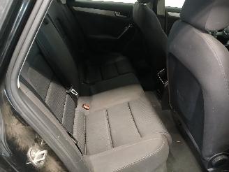 Audi A4 A4 (B8) Sedan 2.0 TDI 16V (CAGA) [105kW]  (11-2007/12-2015) picture 10